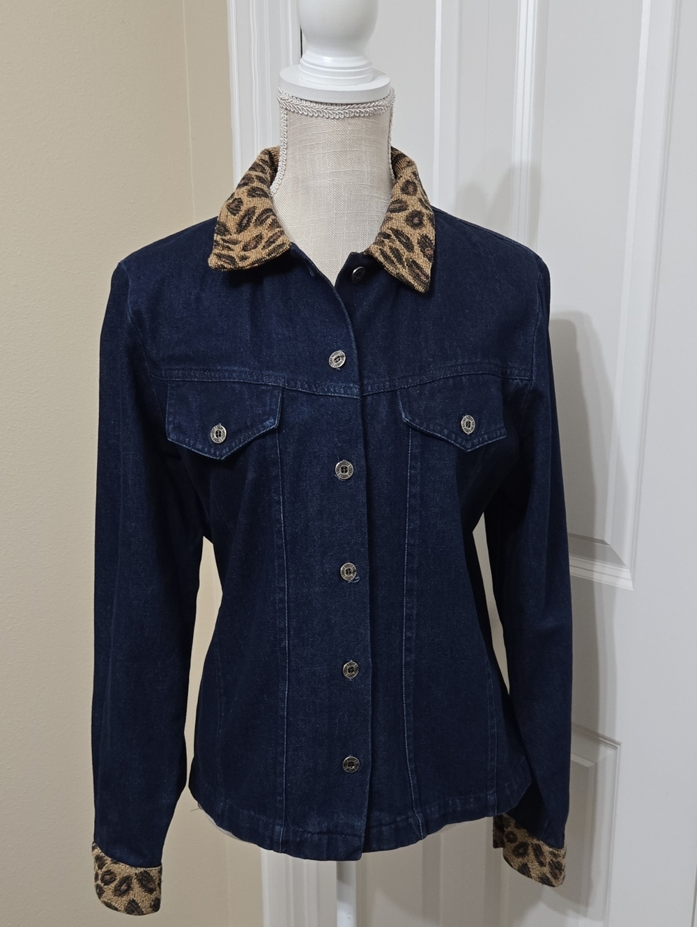 COLDWATER CREEK Dark Blue Denim Jacket with Leopard Trim SzM Excellent Condition